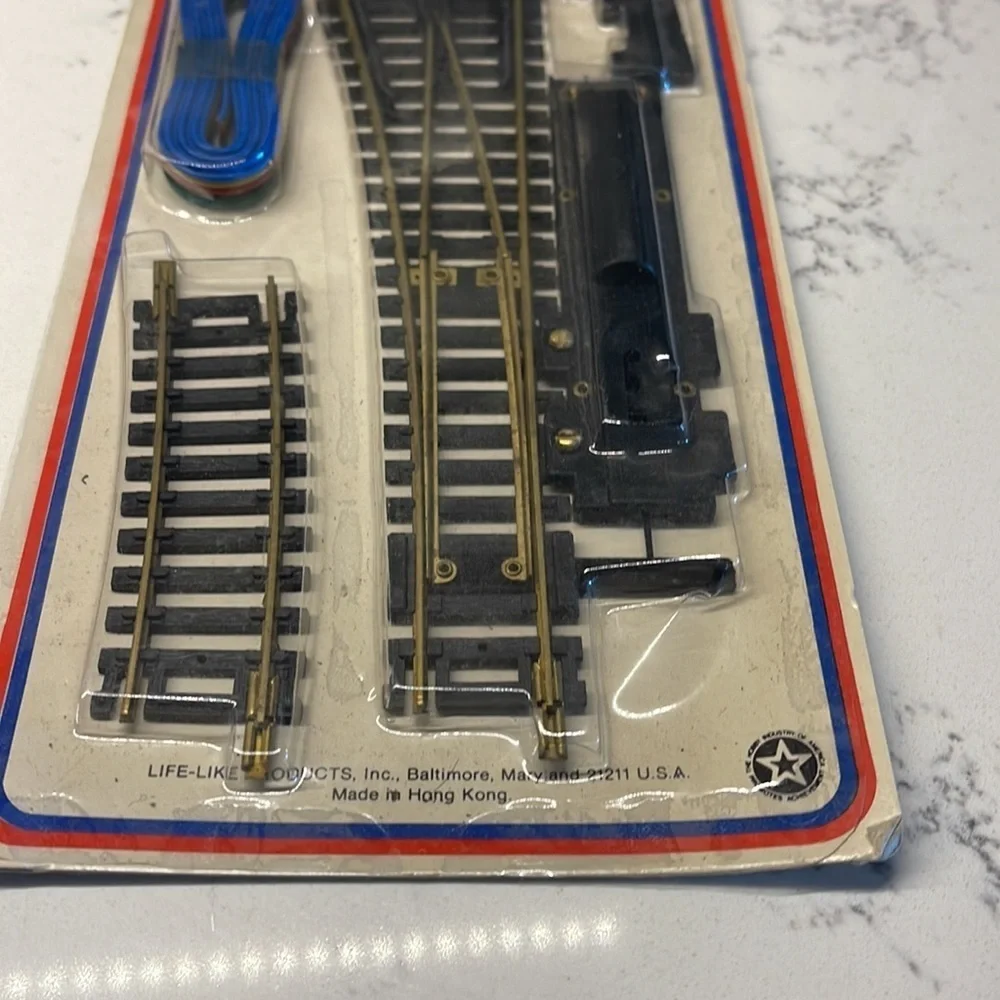 VINTAGE HO TRAIN 